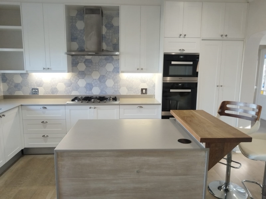 To Let 5 Bedroom Property for Rent in Ruyteplaats Western Cape